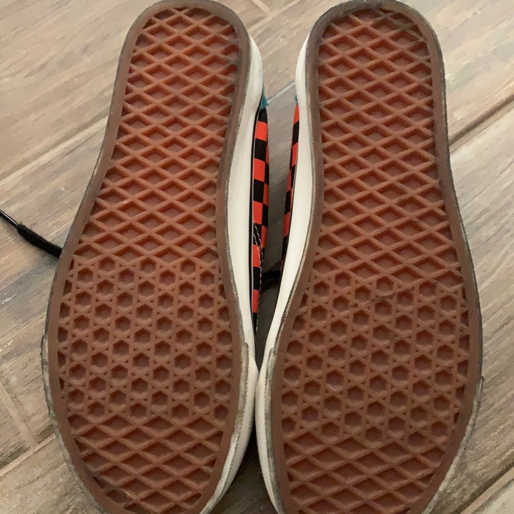 Boys/men’s vans SIZE 6 classic style